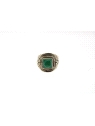 Anillo de plata con piedra verde